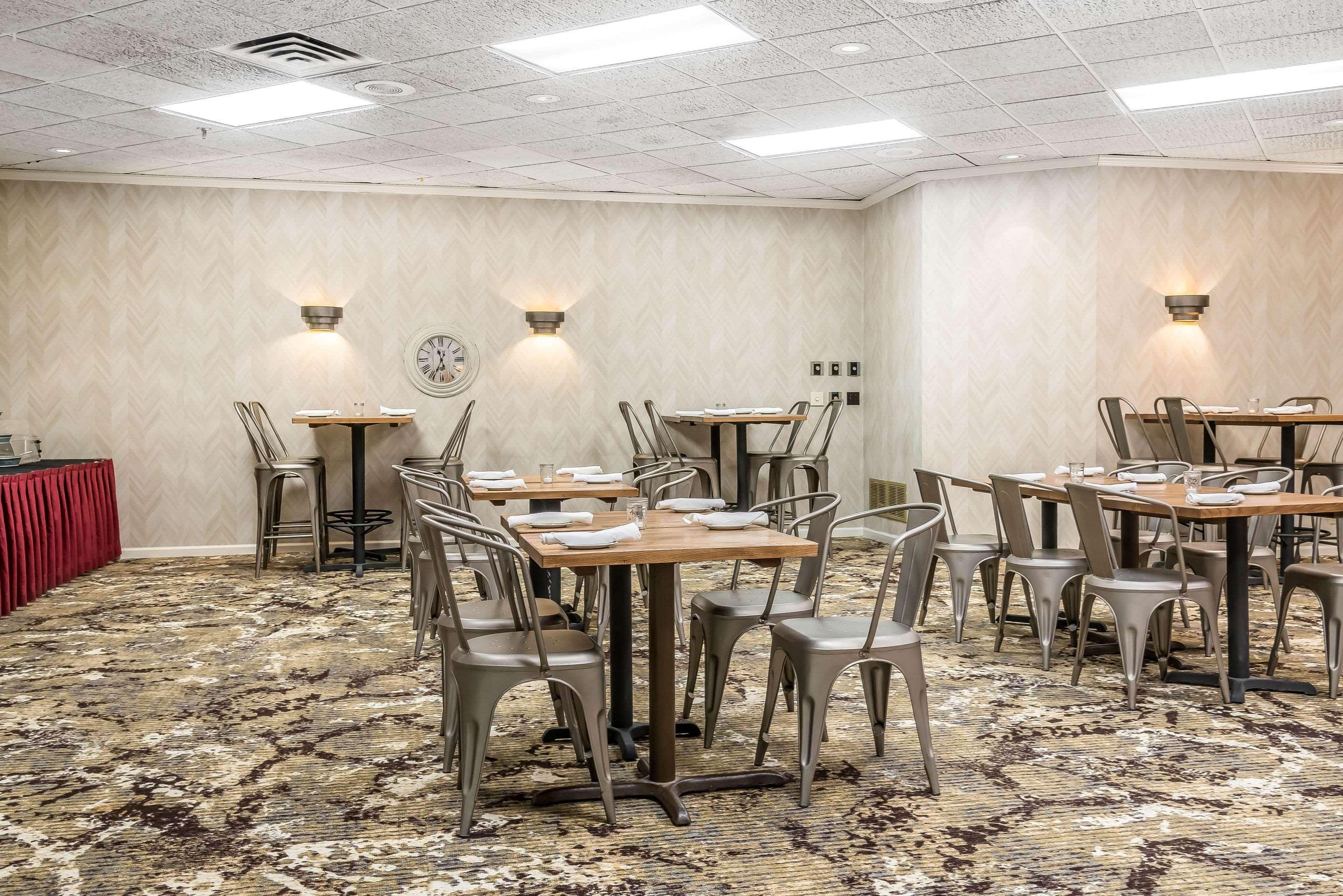 Envision Hotel Saint Paul South South Saint Paul Экстерьер фото